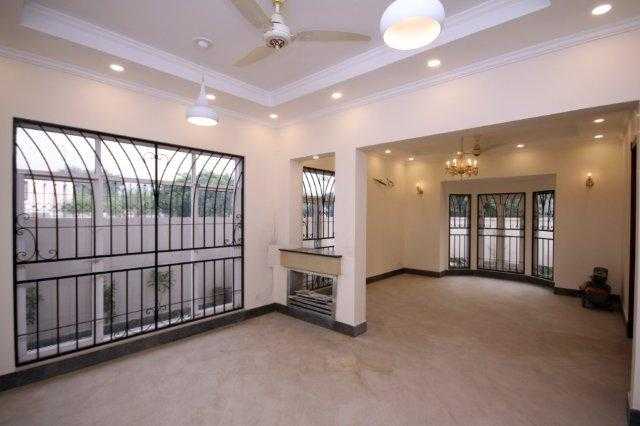 1 kanal Brand New Bunglow for Rent In Phase 5 DHA